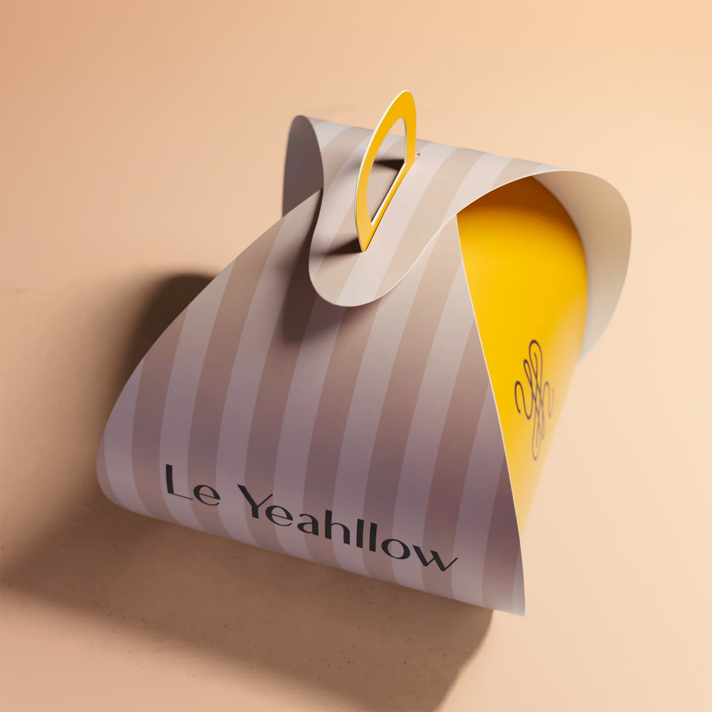Le Yeahllow Cake