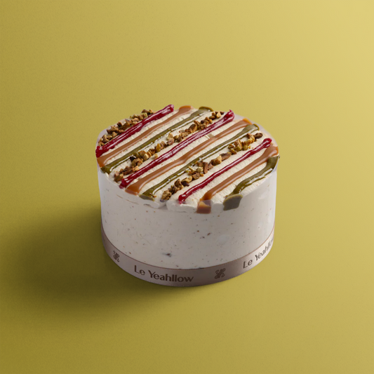 Pistachio Crème Cake